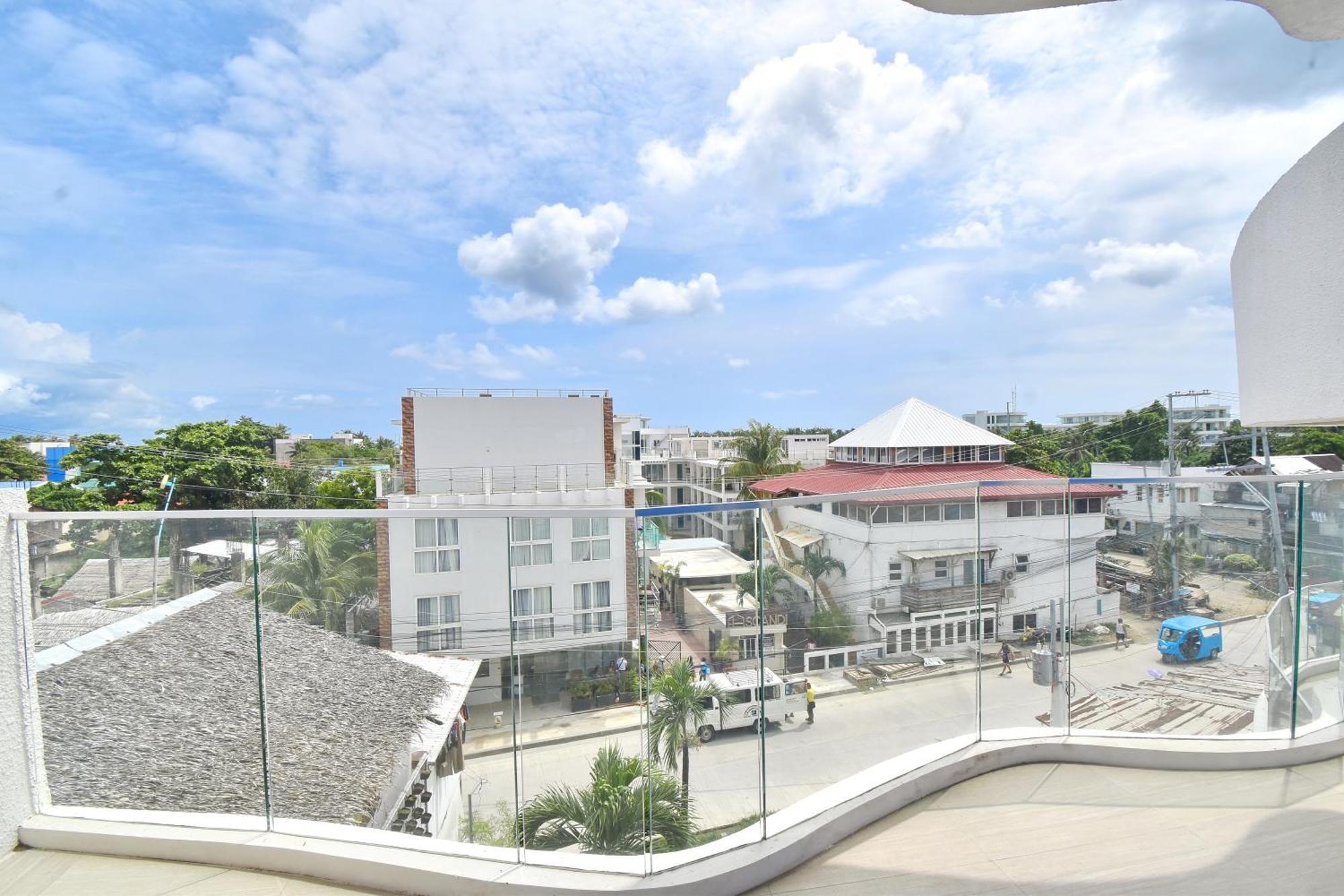 Blue Suites Boracay Balabag  Экстерьер фото